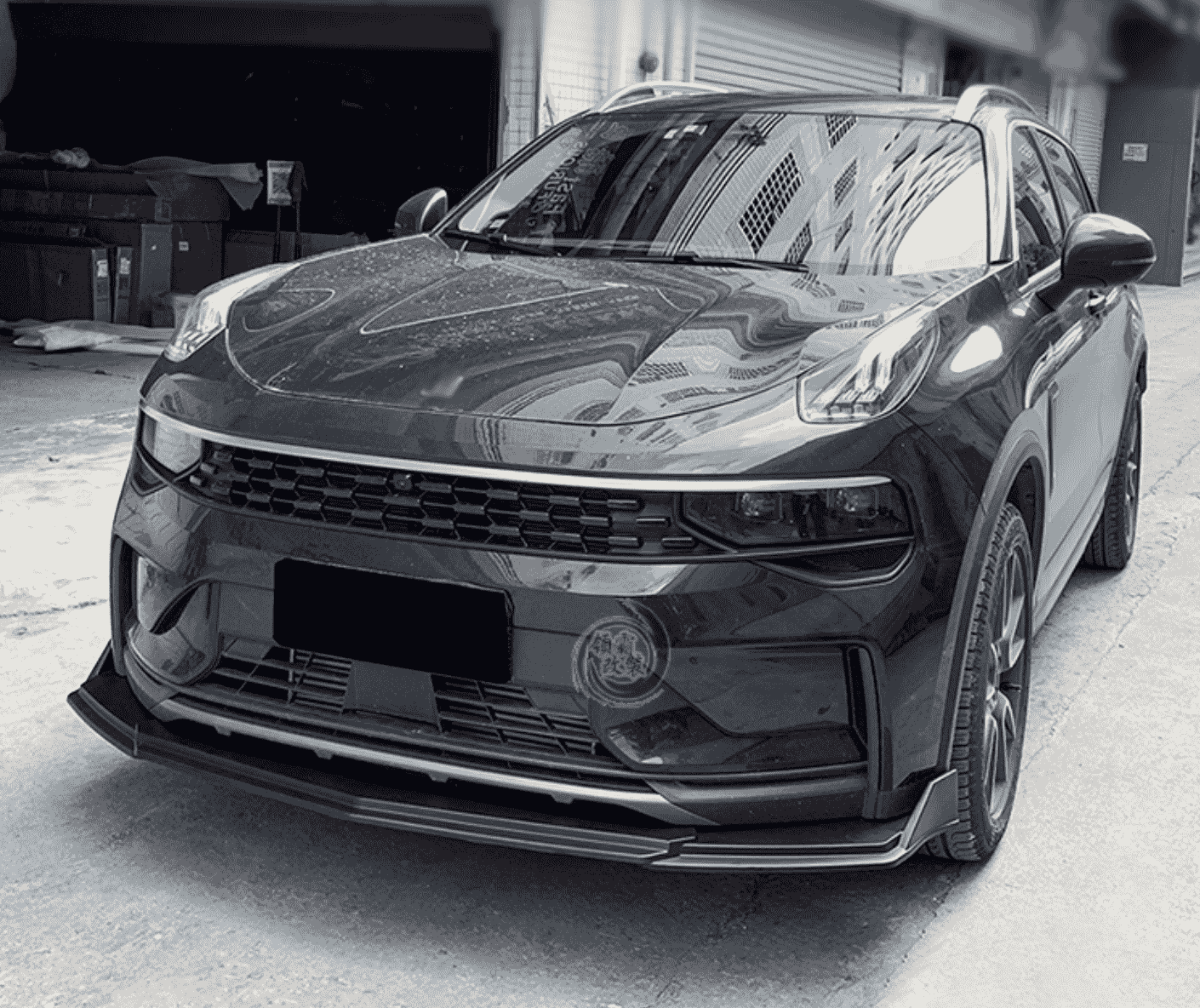 Xevaban.com ở 214 Giải Ph&oacute;ng l&agrave; đơn vị chuy&ecirc;n cung cấp phụ kiện oto, đồ chơi oto,&nbsp;đồ chơi lynkco 01,&nbsp;phụ kiện&nbsp;lynkco 01, xevaban, 214 giải ph&oacute;ng, lip trước lynkco 01, m&ocirc;i trước lynkco 01, bodykit lynkco 01, độ bodykit lynkco 01.